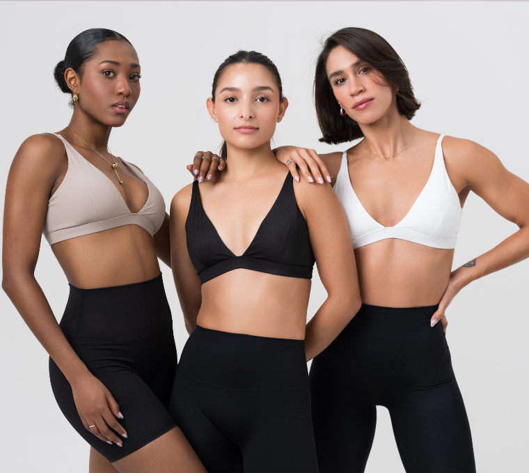 Top minimalist black